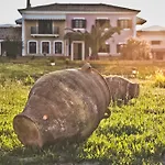 Sarakino House Of Literature Villa