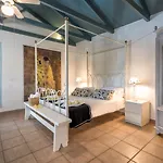 Sarakino House Of Literature Villa *