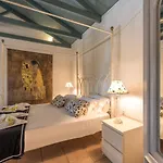 Villa Sarakino House Of Literature