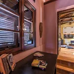 Villa Sarakino House Of Literature