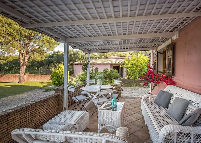 Sarakino House Of Literature Villa *