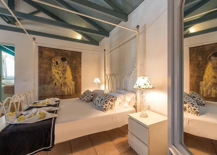 Villa Sarakino House Of Literature